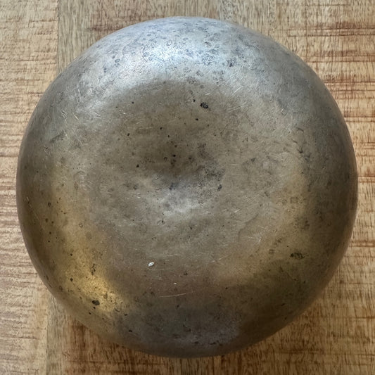 Antieke klankschaal 4005 onderzijde