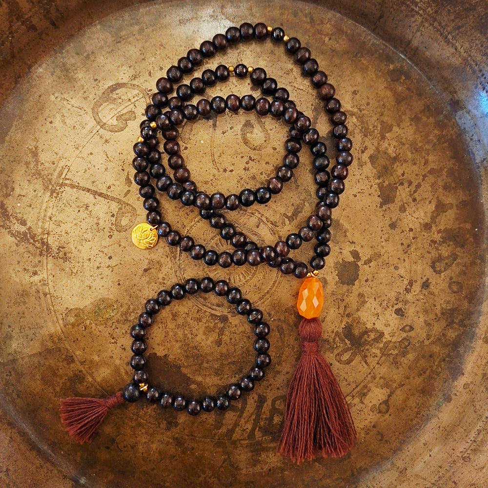 Mala Lotus rozenhout met bijpassende armband