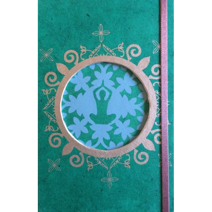 notitieboek met fotolijst en elastiekje